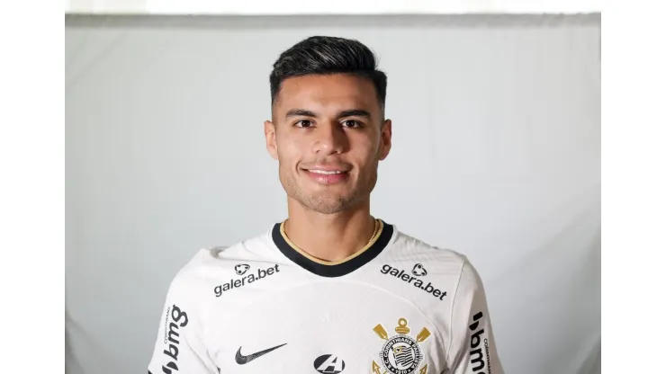 Foto: Divulgação Twitter oficial Corinthians/ Rodrigo Coca / Ag. Corinthians - Empresário abre o jogo sobre contratação de Fausto Vera
