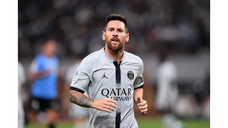 Photo by Masashi Hara/Getty Images - Messi recebe apoio de companheiro do PSG
