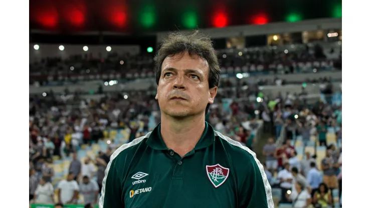 Foto: Thiago Ribeiro/AGIF - Diniz pede titular do São Paulo para o Fluminense em 2023
