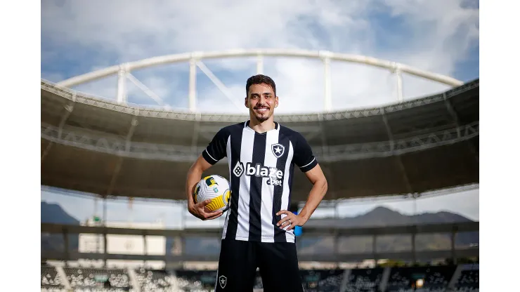 Foto: (Vítor Silva/Botafogo) - Eduardo é um dos seis reforços escolhidos pelos torcedores do Botafogo para integrar o time titular
