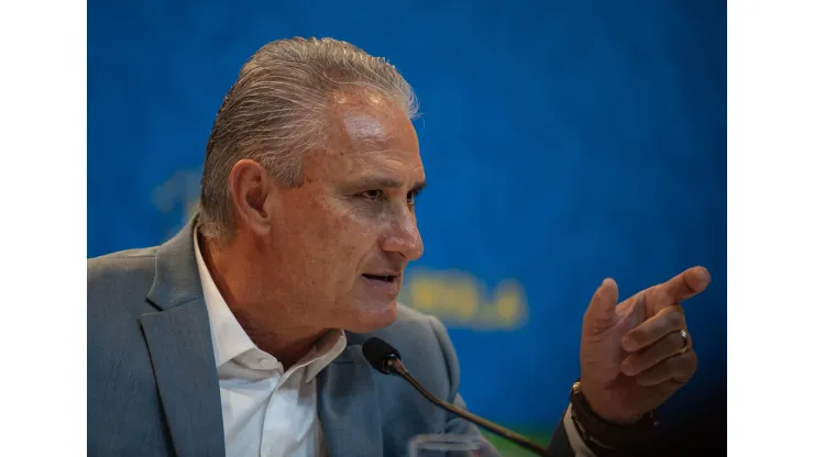 Foto: (Allan Carvalho/AGIF) - Tite, técnico da Seleção Brasileira, rasgou elogios a Juan Pablo Vojvoda, treinador do Fortaleza
