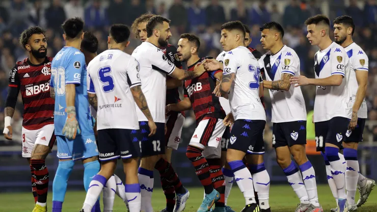 Foto: (Daniel Jayo/Getty Images) - Flamengo e Vélez brigam por uma vaga na final da Copa Libertadores
