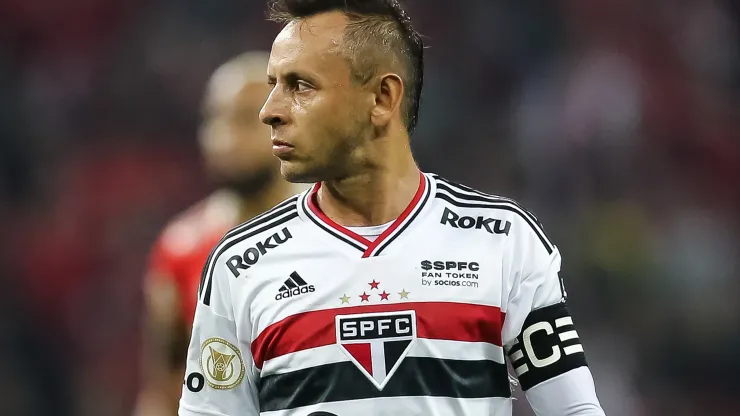 Pedro H. Tesch/AGIF- Rafinha, lateral-direito do São Paulo
