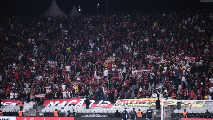 Foto: (Ettore Chiereguini/AGIF) - A Neo Química Arena recebeu 4 mil torcedores visitantes na decisão entre Corinthians e Flamengo pela Libertadores, o que irritou a Fiel Torcida
