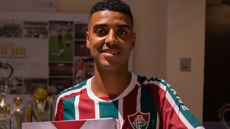 Foto: (Marcelo Gonçalves/Fluminense F.C.) - Alan pode fazer sua reestreia no Fluminense nesta quarta (28)
