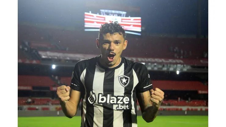 Foto: Vitor Silva/Botafogo - Chegada de Tiquinho faz Botafogo crescer na reta final do Brasileirão
