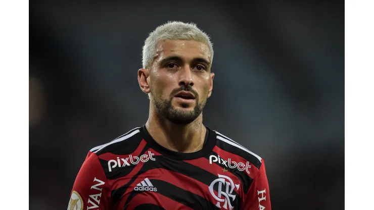 Foto: Thiago Ribeiro/AGIF - Dorival manda a real sobre situação de Arrascaeta no Flamengo
