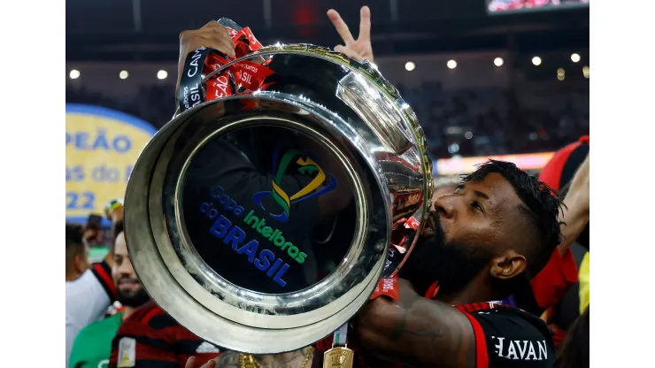 Foto: (Wagner Meier/Getty Images) - Autor do gol do título da Copa do Brasil, Rodinei foi 'esquecido' pela torcida do Flamengo, que também elogio um ídolo Corinthians
