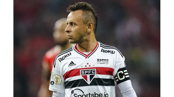 RS - Porto Alegre - 20/07/2022 - BRASILEIRO A 2022, INTERNACIONAL X SAO PAULO - Rafinha jogador do Sao Paulo durante partida contra o Internacional no estadio Beira-Rio pelo campeonato Brasileiro A 2022. Foto: Pedro H. Tesch/AGIF
