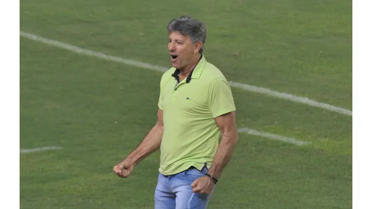 RS - Porto Alegre - 01/09/2022 - ARQUIVO RENATO GAUCHO<br />
Gremio anuncia nessa quinta-feira 01 de setembro de 2022 o retorno do tecnico Renato Gaucho para o comando do time no Campeonato Brasileiro B 2022. E a quarta passagem do tecnico ao comando do clube.<br />
 Foto: Jhony Pinho/AGIF
