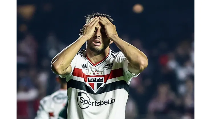 Foto: Marcello Zambrana/AGIF - Calleri vira preocupação na torcida do São Paulo
