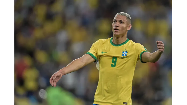 Foto: (Thiago Ribeiro/AGIF) - Richarlison tem sido o 'xodó' da torcida na Seleção Brasileira
