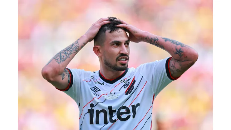 Photo by Hector Vivas/Getty Images -Rival do Vasco tenta contratar Pedro Henrique
