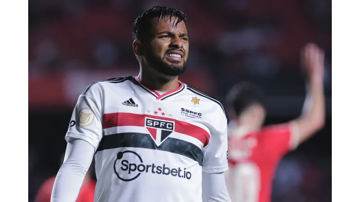 Foto: (Ettore Chiereguini/AGIF) - Reinaldo não foi o único a deixar o São Paulo em 2022
