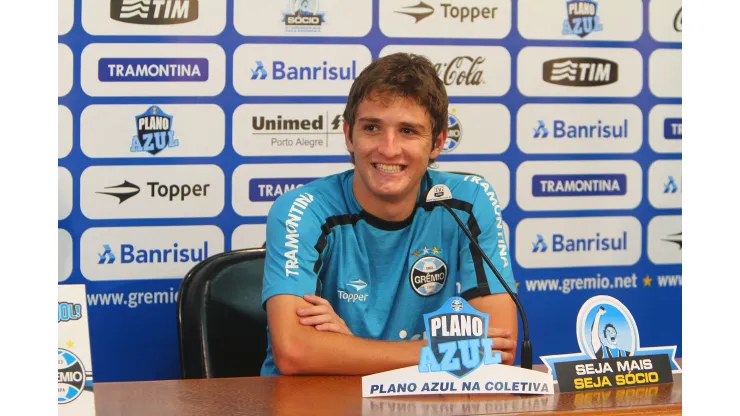 FOTO: LUCAS UEBEL/GREMIO FBPA- Mario Fernandes 
