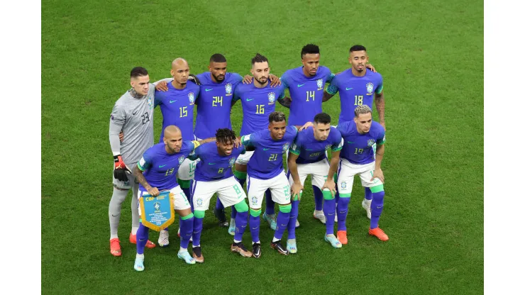 Tim Nwachukwu/ Getty Images- Seleção Brasileira durante o duelo contra Camarões
