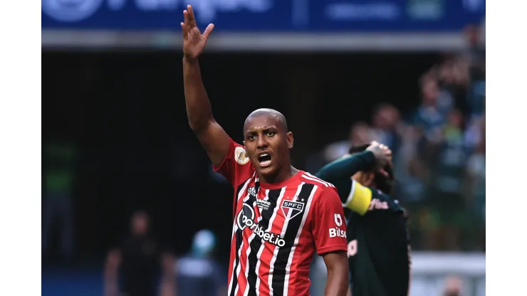 Foto: (Ettore Chiereguini/AGIF) - Luizão está de saída no São Paulo
