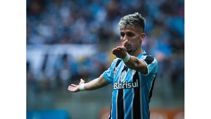 Foto: (Maxi Franzoi/AGIF) Biel, que pertence ao Fluminense, ficou de fora dos planos do Grêmio para a próxima temporada
