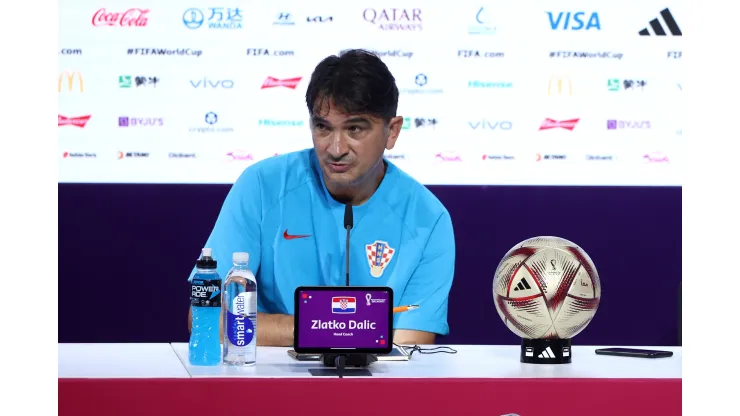 Foto: (Robert Cianflone/Getty Images) - Zlakto Dalic, técnico da Croácia, não gostou da arbitragem da semifinal da Copa do Mundo
