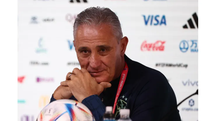 Foto: (Robert Cianflone/Getty Images) - Tite voltou a ser criticado pelo seu trabalho na Seleção Brasileira
