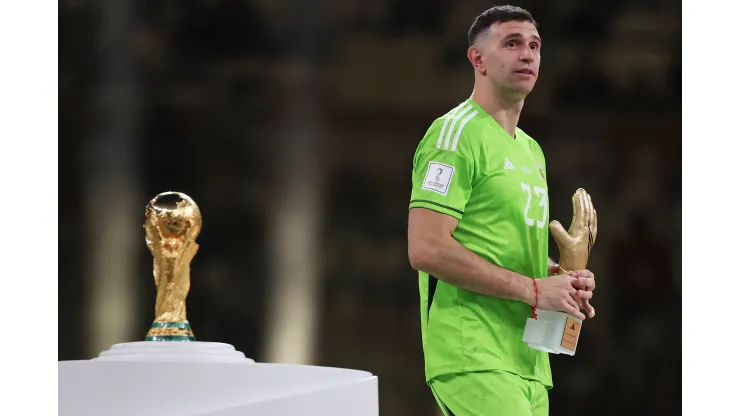 Clive Brunskill/ Getty Images- Emiliano 'Dibu' Martínez, goleiro da Argentina
