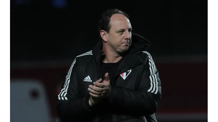 Foto: (Rubens Chiri/saopaulofc.net) - Rogério Ceni recebeu um novo reforço no São Paulo para 2023
