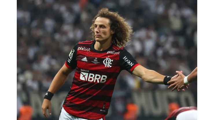 Foto: (Marcello Zambrana/AGIF) - David Luiz renovou seu contrato com o Flamengo até o fim de 2023
