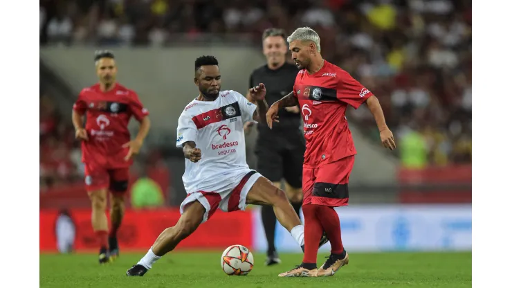 Foto: (Thiago Ribeiro/AGIF) - Arrascaeta, do Flamengo, rebateu a nova polêmica de Carlos Alberto
