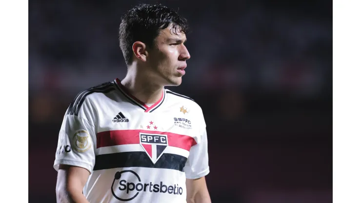 Foto: (Ettore Chiereguini/AGIF) - Nahuel Ferraresi tem contrato com o São Paulo até junho de 2023
