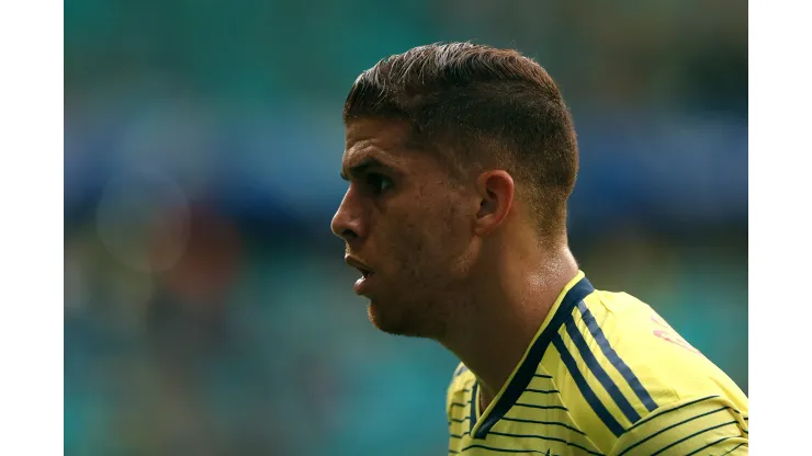 SALVADOR, BRAZIL - JUNE 23: Gustavo Cuellar of Colombia looks on during the Copa America Brazil 2019 group B match between Colombia and Paraguay at Arena Fonte Nova on June 23, 2019 in Salvador, Brazil. (Photo by Bruna Prado/Getty Images)
