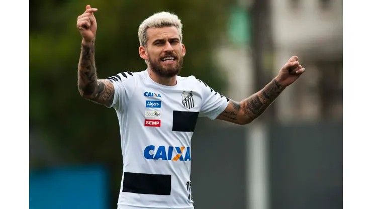 Foto: (Ivan Storti/Santos FC) - Lucas Lima, ex-Santos, está livre no mercado
