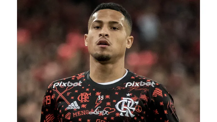 Foto: ( Robson Mafra/AGIF) - João Gomes está de saída do Flamengo para se transferir ao futebol europeu
