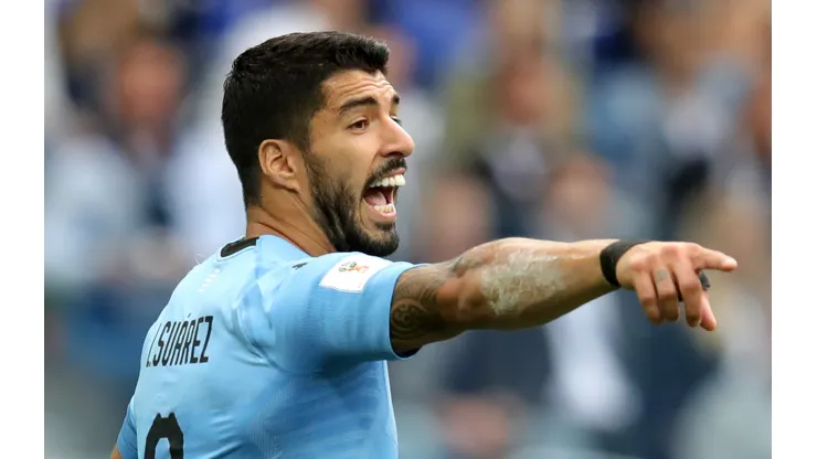 (Photo by Alexander Hassenstein/Getty Images)- Luis Suárez
