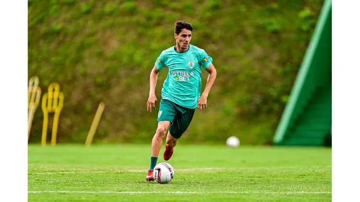  Foto: Mourão Panda / América - Jogador ativou o modo sincero e deu sua opinião sobre o confronto contra o Cruzeiro
