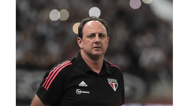 Foto: Rubens Chiri / saopaulofc.net - Rogério Ceni pode ter baixa na defesa do São Paulo
