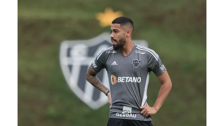 Foto: (Pedro Souza/Atlético) - Calebe, do Atlético-MG, está prestes a ser anunciado pelo Fortaleza
