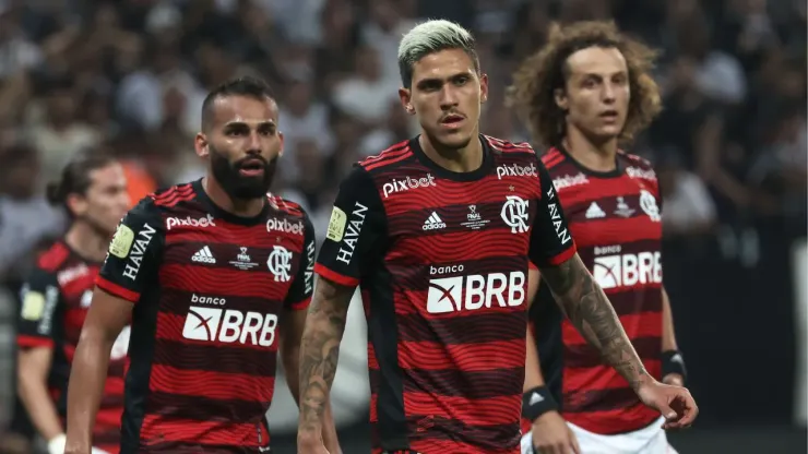 Foto: Marcello Zambrana/AGIF - Thiago Maia, Pedro e David Luiz
