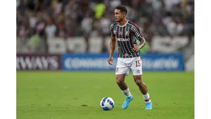 Thiago Ribeiro/AGIF- Cris Silva, lateral-esquerdo do Fluminense
