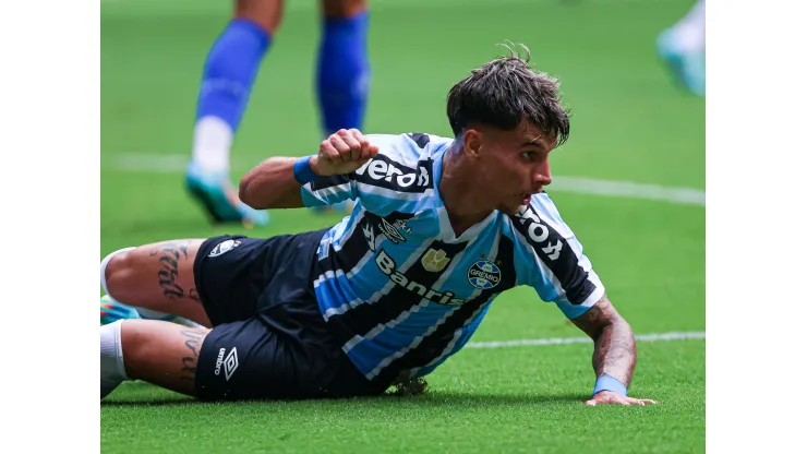 Foto: Maxi Franzoi/AGIF - Ferreira pode voltar a titularidade no Grêmio
