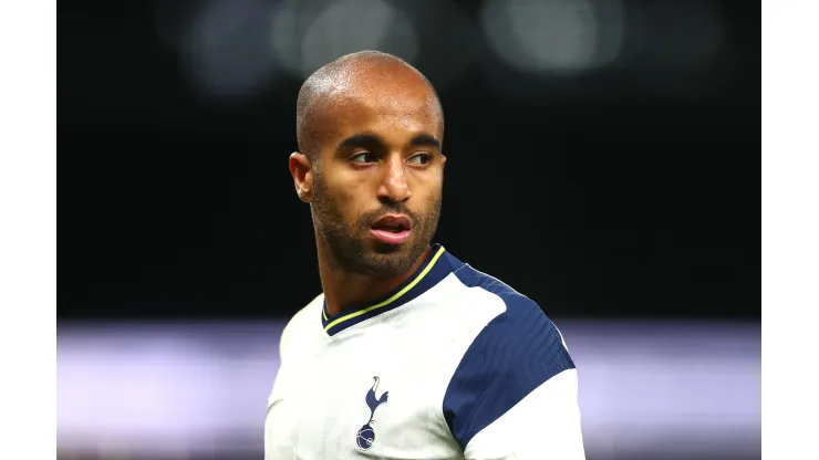 Photo by Clive Rose/Getty Images - Lucas Moura teve o nome ligado ao Palmeiras
