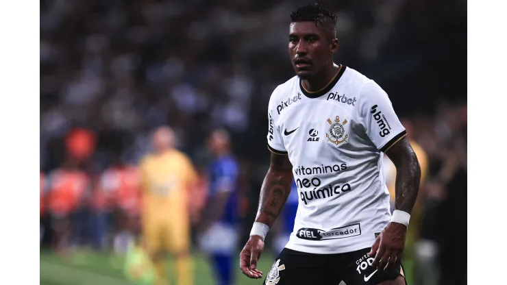 Ettore Chiereguini/AGIF- Paulinho, volante do Corinthians
