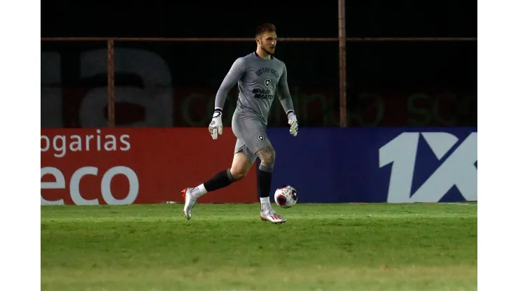 Foto: Vitor Silva/Botafogo - Lucas Perri comenta momento vivido pelo Fogão.
