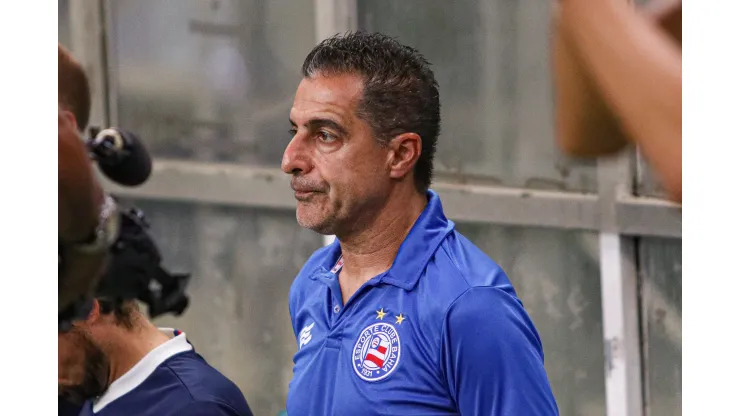 Foto: Renan Oliveira/AGIF - Renato Paiva ganha importante desfalque no Tricolor de Aço.
