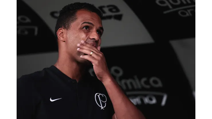 Foto: Ettore Chiereguini/AGIF- Fernando Lázaro, técnico do Corinthians
