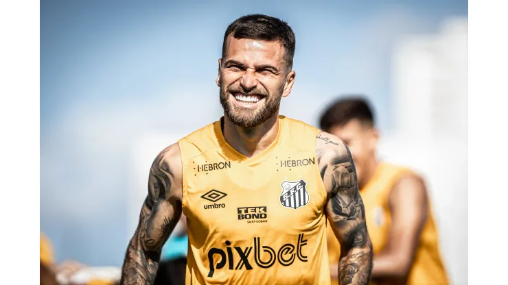 Foto: Raul Baretta/ Santos FC - Santos renova com Lucas Lima
