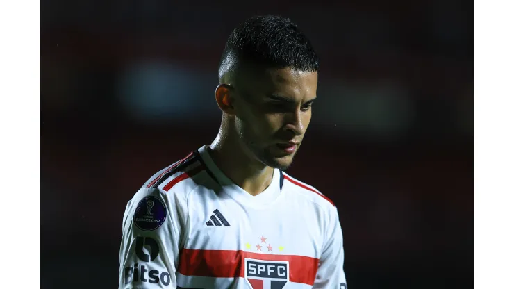 Foto: Marcello Zambrana/AGIF - Promessa do São Paulo é relacionada para duelo da Sul-Americana
