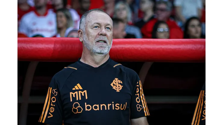 RS - PORTO ALEGRE - 30/04/2023 - BRASILEIRO A 2023, INTERNACIONAL X GOIAS - Mano Menezes tecnico do Internacional durante partida contra o Goias no estadio Beira-Rio pelo campeonato BRASILEIRO A 2023. Foto: Maxi Franzoi/AGIF
