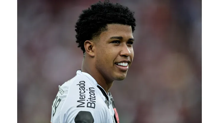 RJ - Rio de Janeiro - 05/03/2023 - CARIOCA 2023, FLAMENGO X VASCO - Andrey Santos jogador do Vasco durante partida contra o Flamengo no estadio Maracana pelo campeonato Carioca 2023. Foto: Thiago Ribeiro/AGIF
