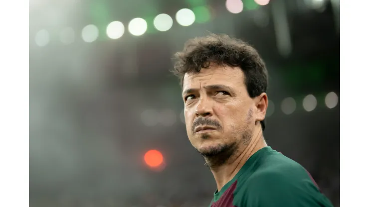 RJ - RIO DE JANEIRO - 06/05/2023 - BRASILEIRO A 2023, FLUMINENSE X VASCO - Fernando Diniz tecnico do Fluminense durante partida contra o Vasco no estadio Maracana pelo campeonato BRASILEIRO A 2023. Foto: Jorge Rodrigues/AGIF
