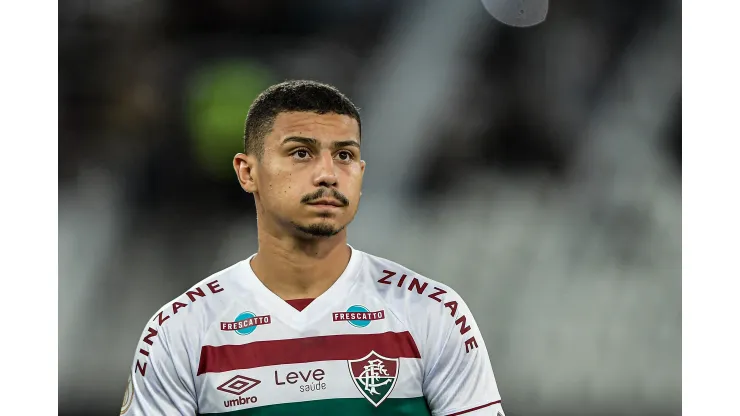 RJ - RIO DE JANEIRO - 20/05/2023 - BRASILEIRO A 2023, BOTAFOGO X FLUMINENSE - Andre jogador do Fluminense durante partida contra o Botafogo no estadio Engenhao pelo campeonato BRASILEIRO A 2023. Foto: Thiago Ribeiro/AGIF
